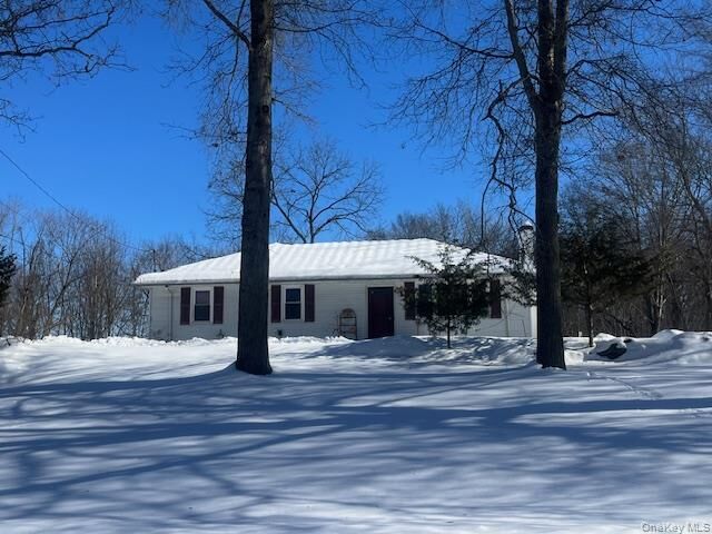 Property Photo:  19 Fenmore Fl 1  NY 12590 