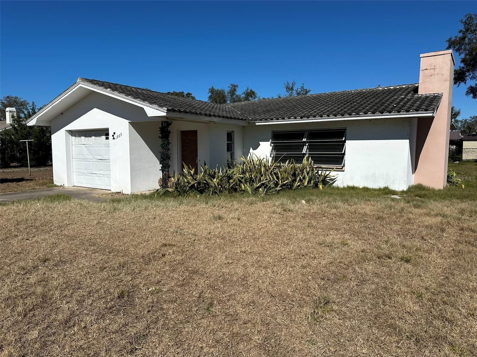 Property Photo:  1809 Georgia Avenue  FL 34683 