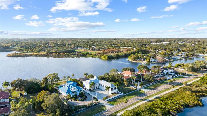 Property Photo: 951 S Bayshore Boulevard FL 34695