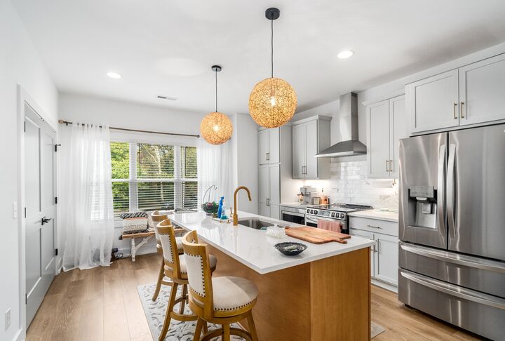 Property Photo:  862 Sharpe Ave W #7  TN 37206 