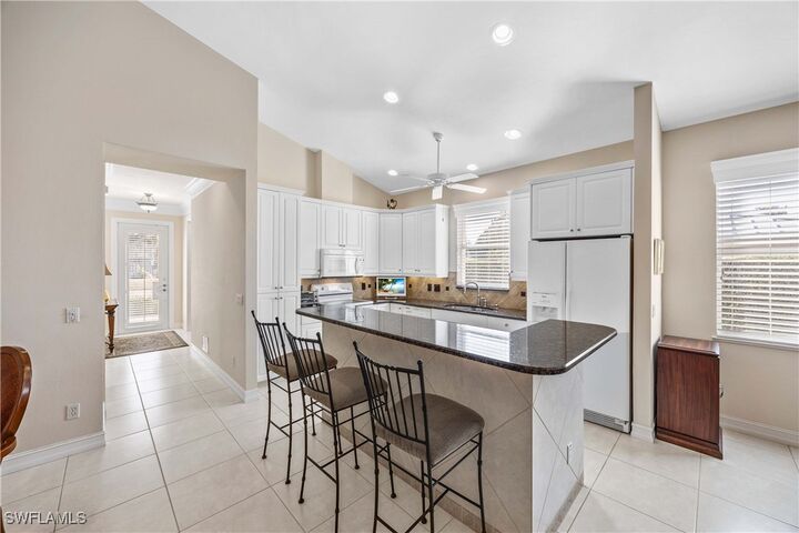 Property Photo:  691 92nd Avenue N  FL 34108 