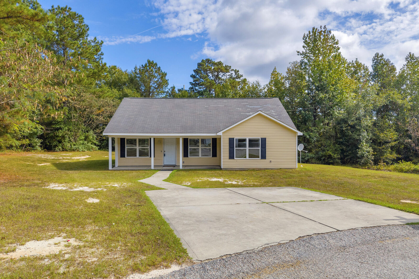 Property Photo:  1244 Northview Ext  GA 30824 