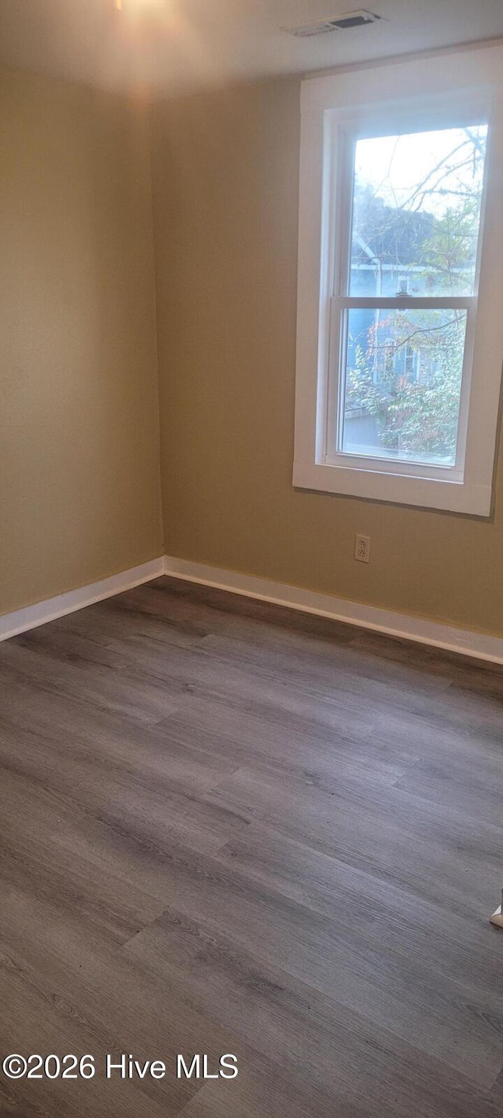 Property Photo: 305 Queen Street NC 27909