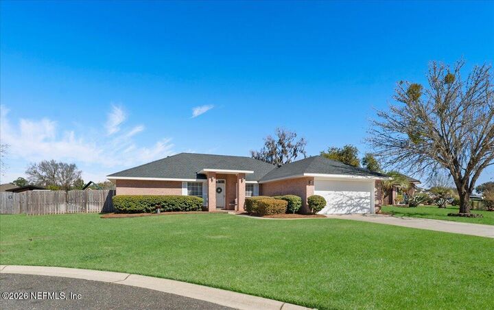 Property Photo: 10377 Shelby Creek Road N FL 32221