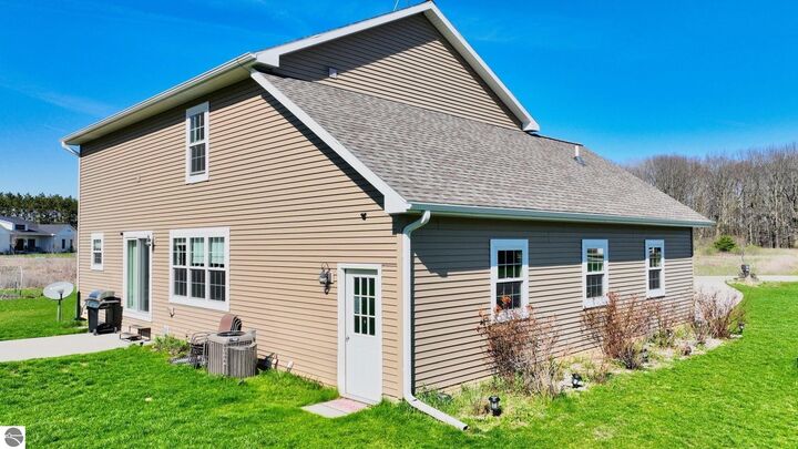 Property Photo:  2578 White Pine  MI 48858 