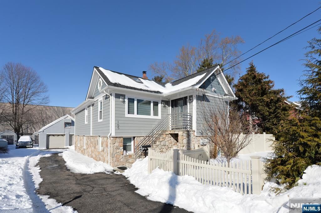 Property Photo:  105 Franklin Street 1  NJ 07643 