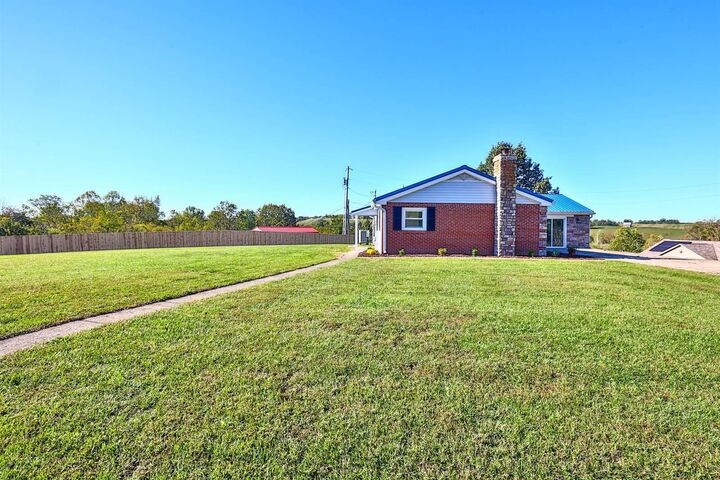 Property Photo:  313 Stephens Drive  KY 41040 