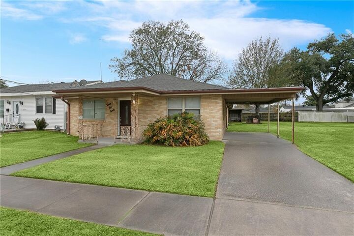Property Photo:  2220 Lyndell Drive  LA 70043 