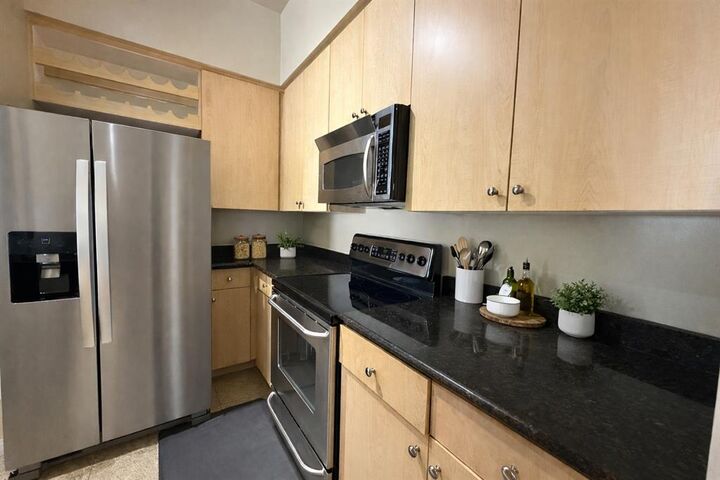 Property Photo: 3225 Turtle Creek Boulevard 1526 TX 75219