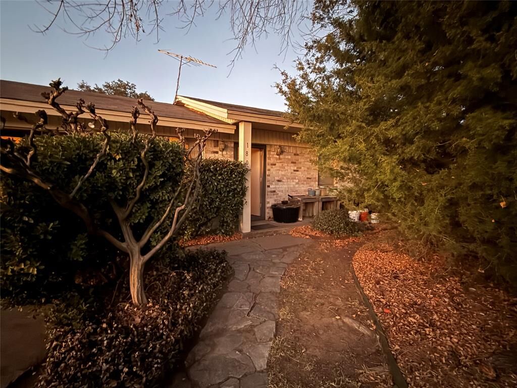 Property Photo:  1805 Dunning Street  TX 75061 