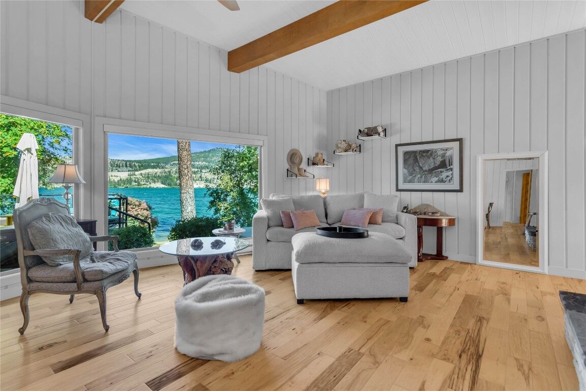 Property Photo: 12110 Trewhitt Road W BC V4V 2A6