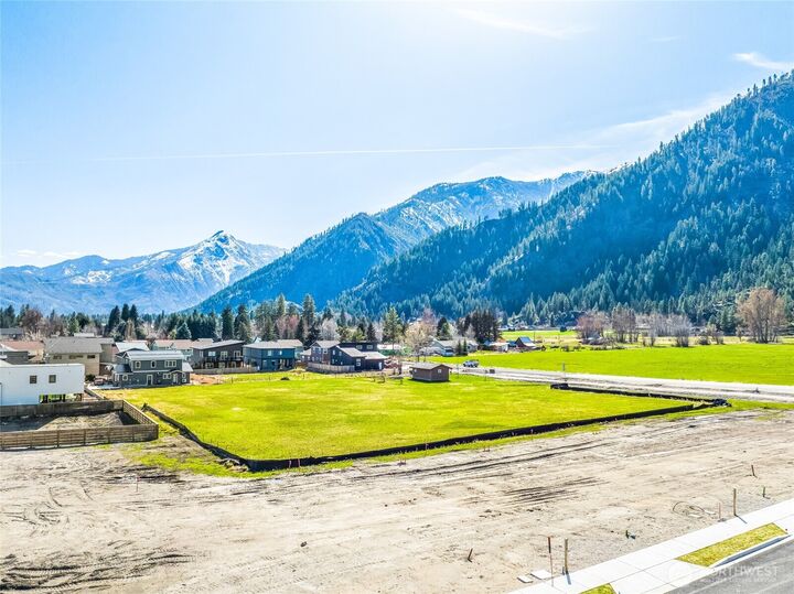 Property Photo:  139  Alpenglow Drive  WA 98826 