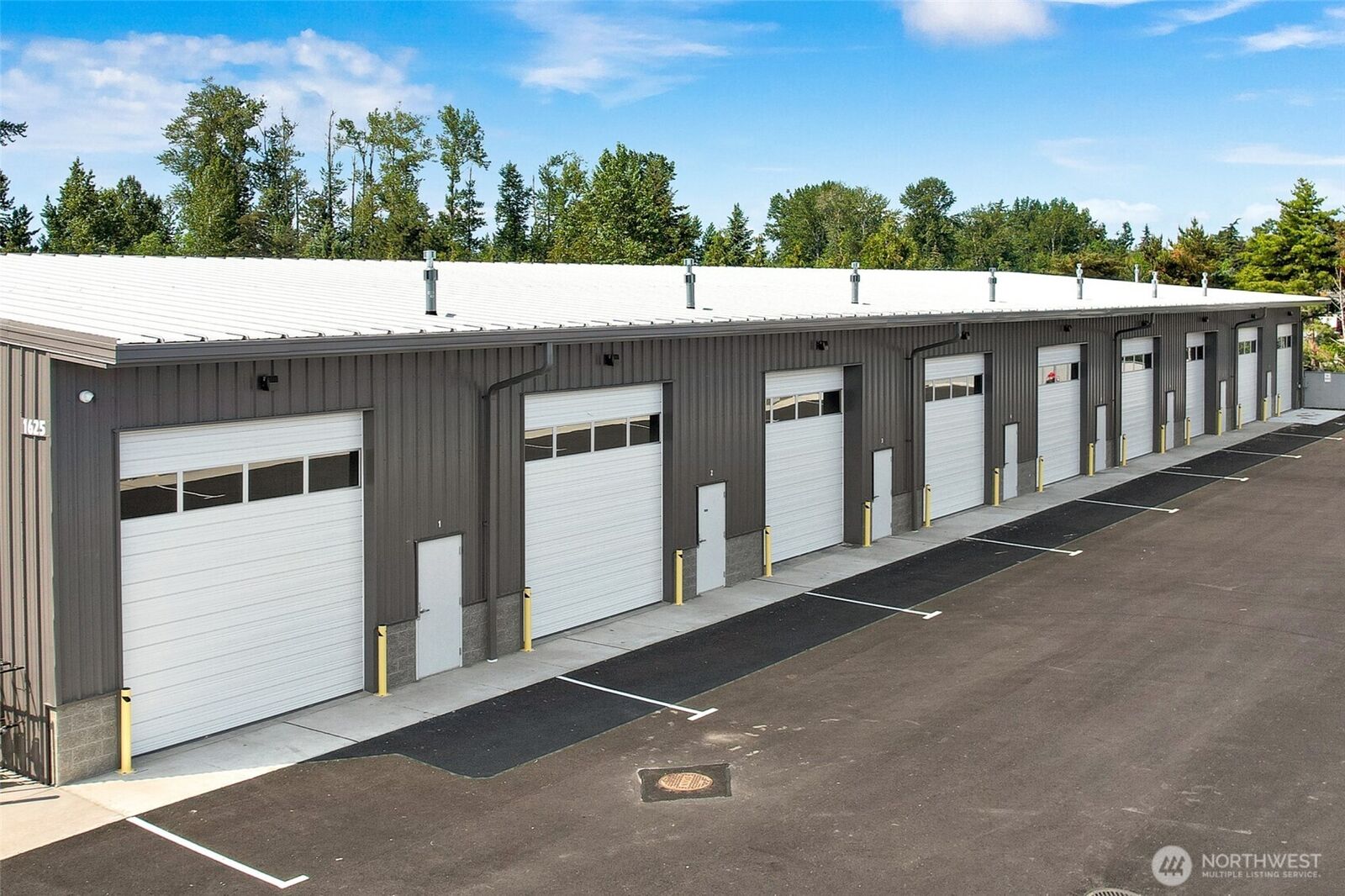 Property Photo:  1631  Jills Court 13  WA 98226 