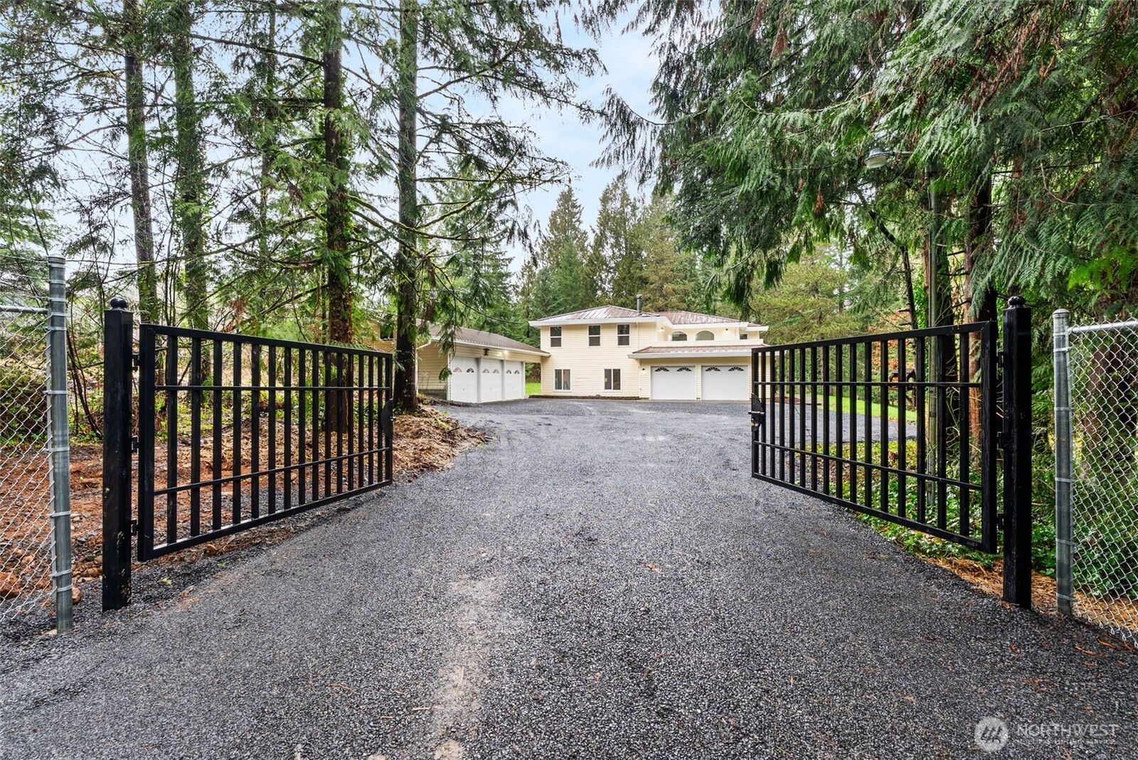 Property Photo: 176 Chilvers Road WA 98532