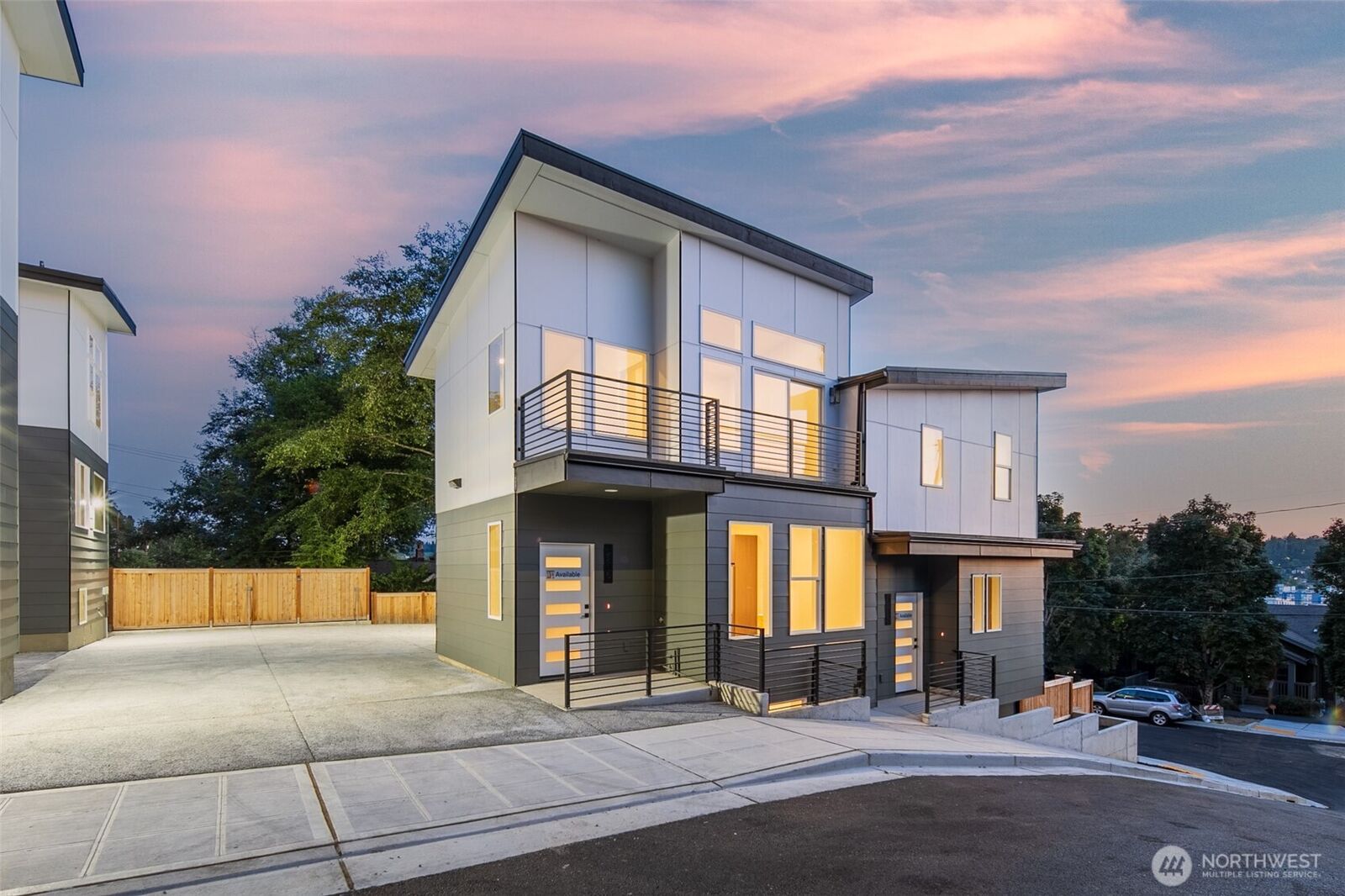 Property Photo:  1806 B  28th Avenue S  WA 98144 