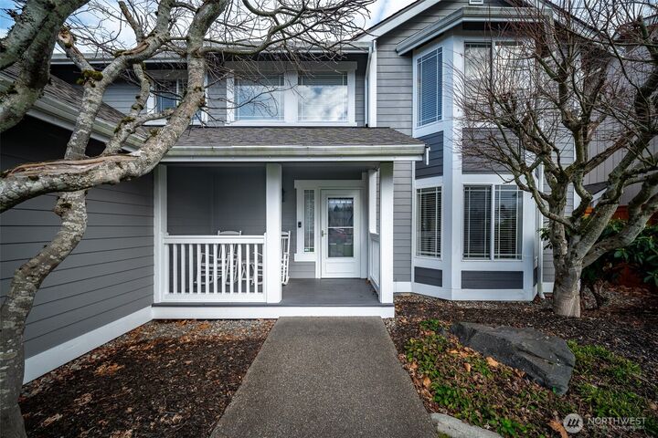Property Photo:  5513  Park Place Loop SE  WA 98503 