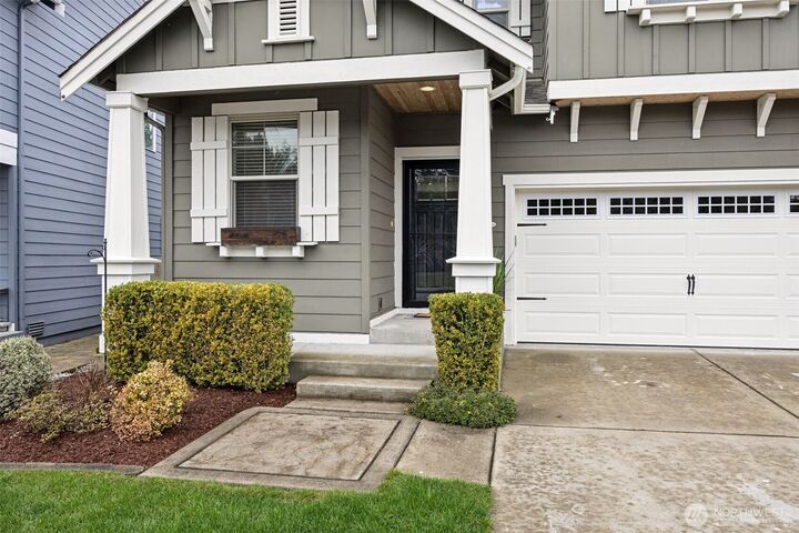 Property Photo:  5517  Udall Avenue SE  WA 98092 