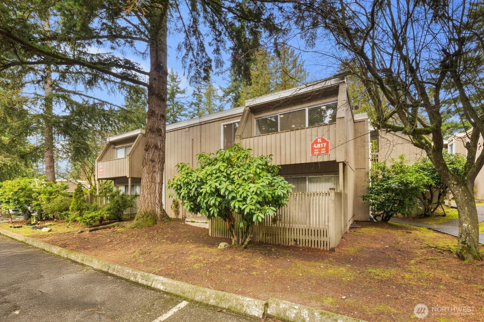 Property Photo:  4817  180th Street SW K204  WA 98037 