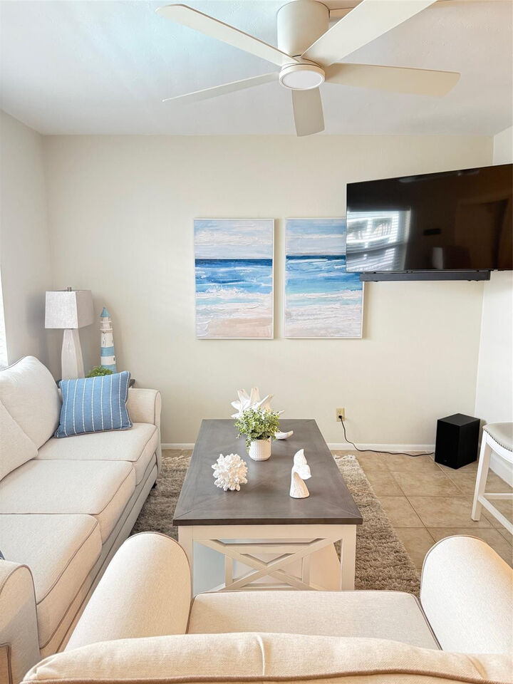 Property Photo:  4658 Bougainvilla Drive 59  FL 33308 