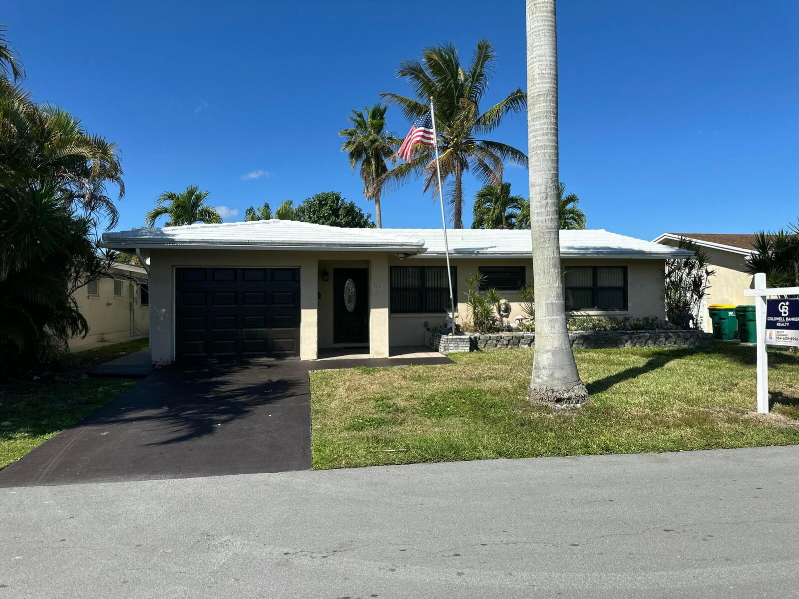 Property Photo: 7105 NW 57th Court FL 33321