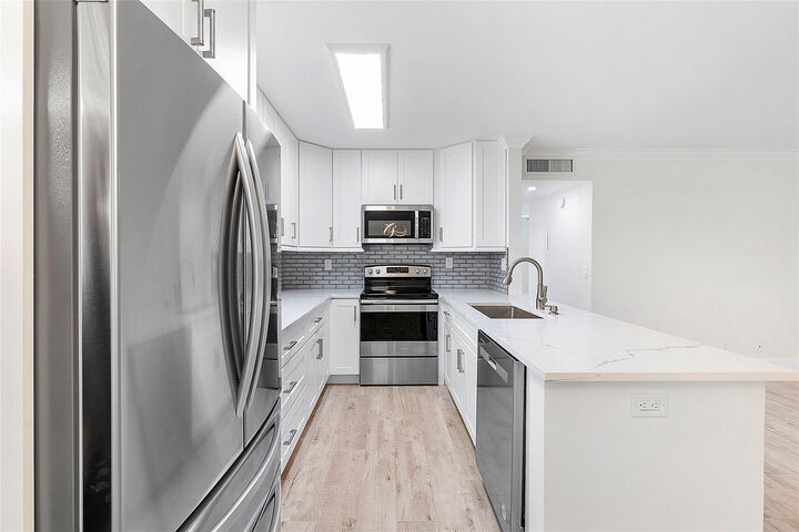 Property Photo:  347 Capri H 347  FL 33484 