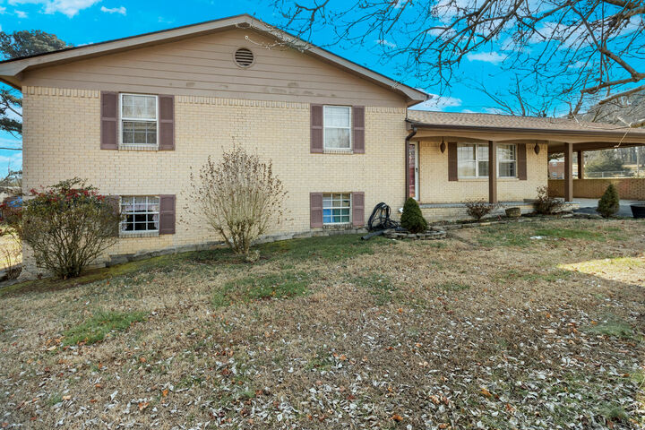 Property Photo:  2010 Falcon Lane SE  TN 37323 