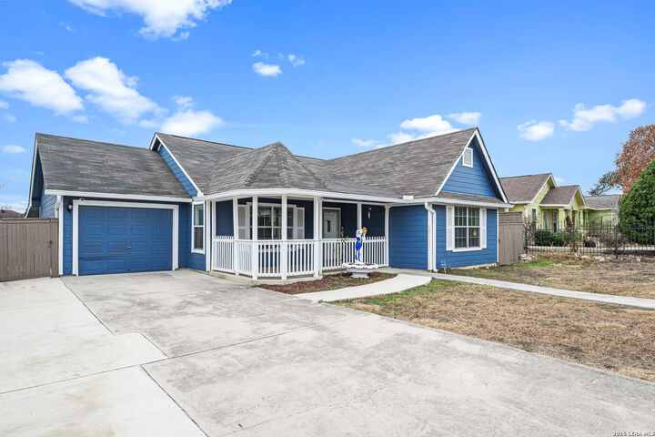 Property Photo:  2838 Wyoming St  TX 78203 