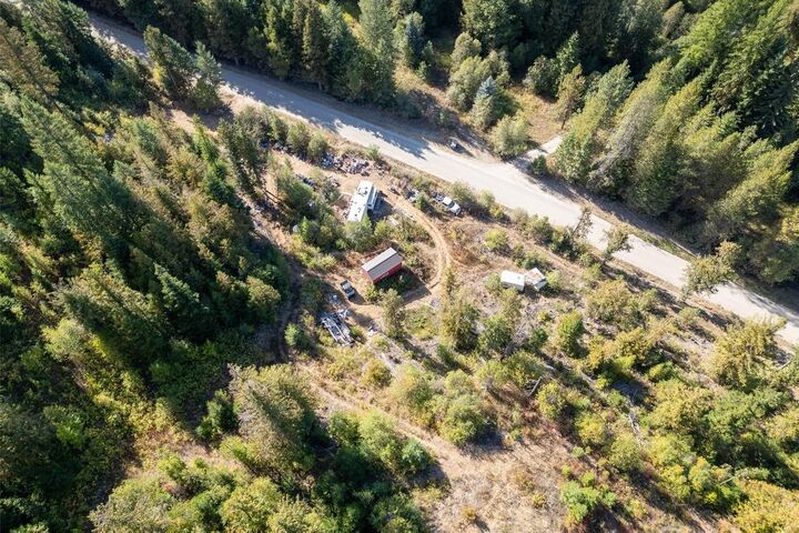 Property Photo: 3401 Red Marble Rd WA 99109