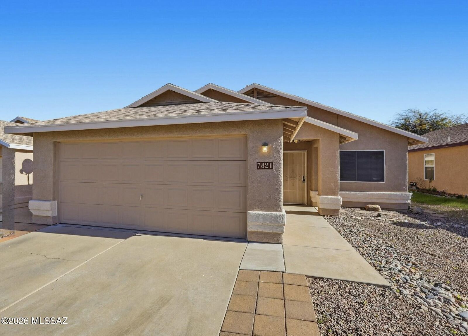 Property Photo:  7821 S Kilbrennan Way  AZ 85747 