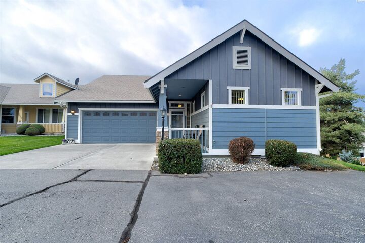 Property Photo:  7616 W 21st Ave  WA 99338 