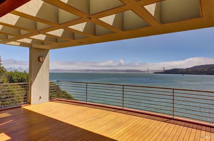 Property Photo:  445 Belvedere Avenue  CA 94920 