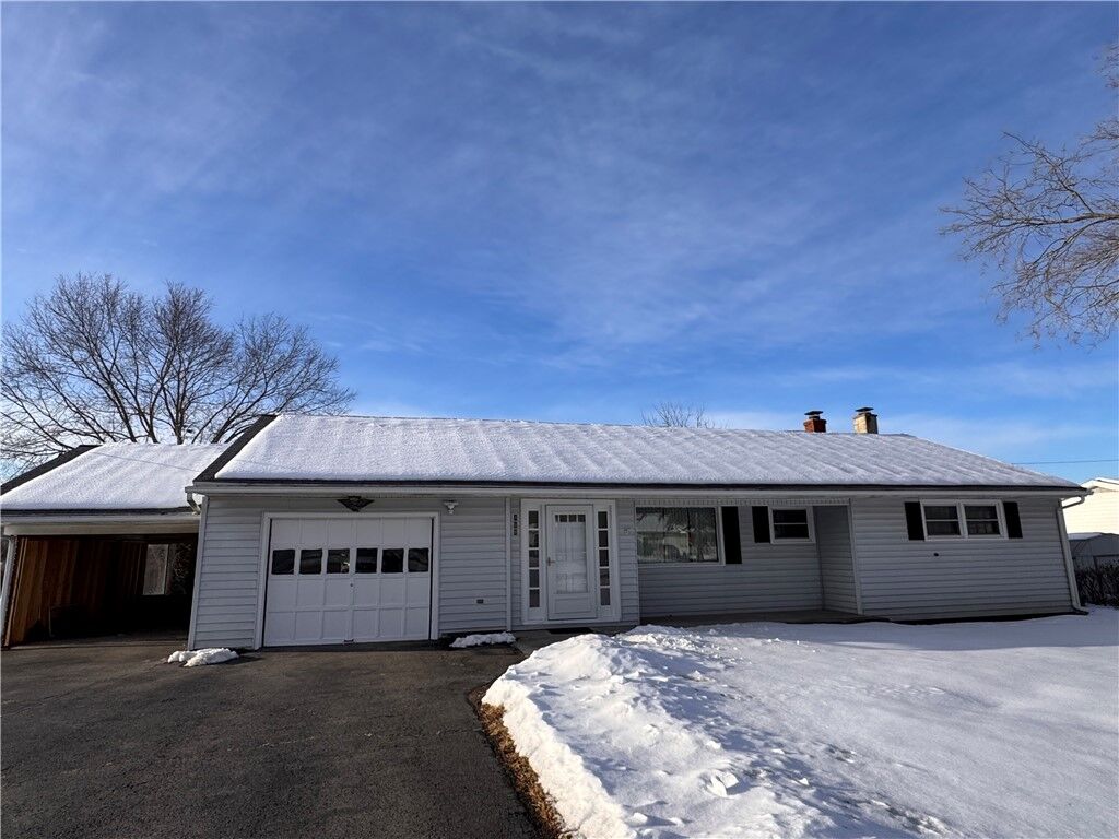 Property Photo:  468 Hickory Grove Road  NY 14845 
