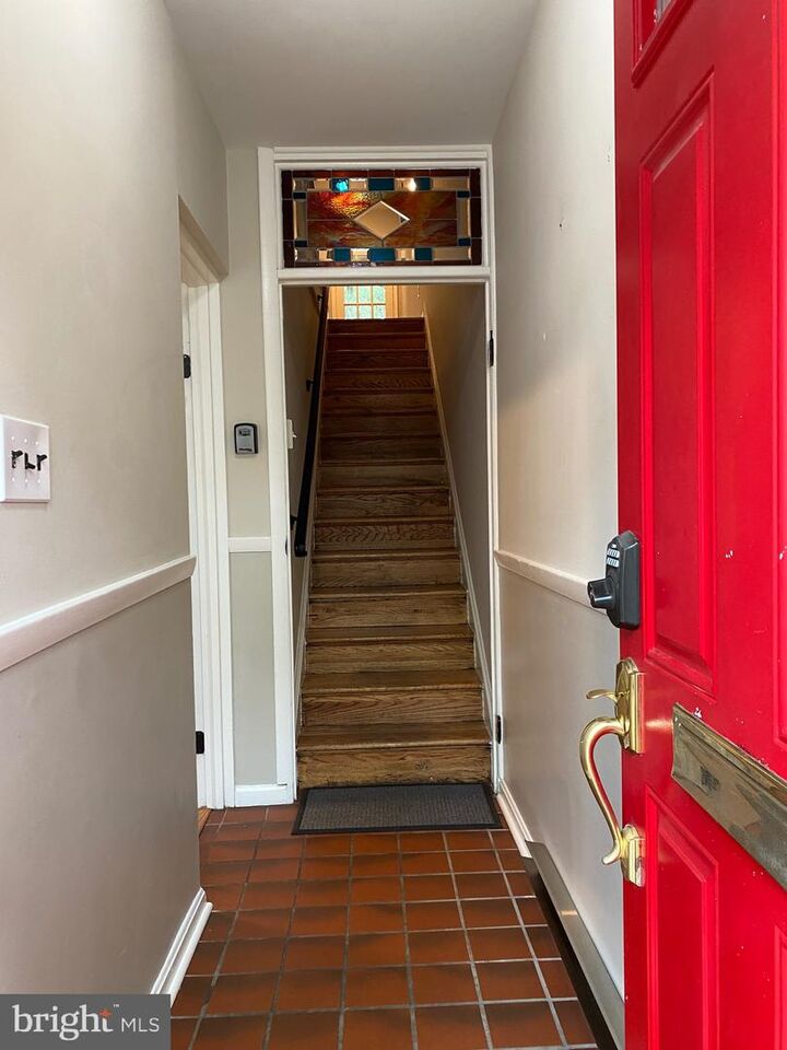 Property Photo:  339 SE 11th Street SE  DC 20003 