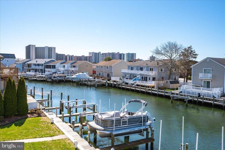 Property Photo: 201 S Heron Drive 8A MD 21842