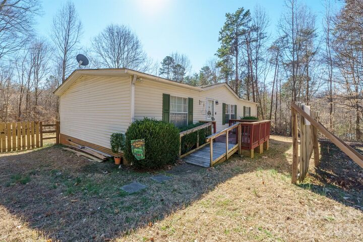 Property Photo:  1049 Ramsey Street  NC 28164 