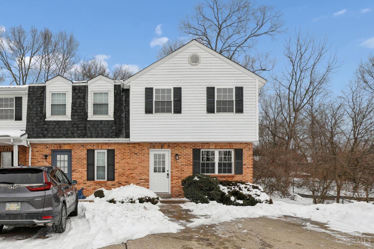 Property Photo:  951 Villa View Court  OH 45238 