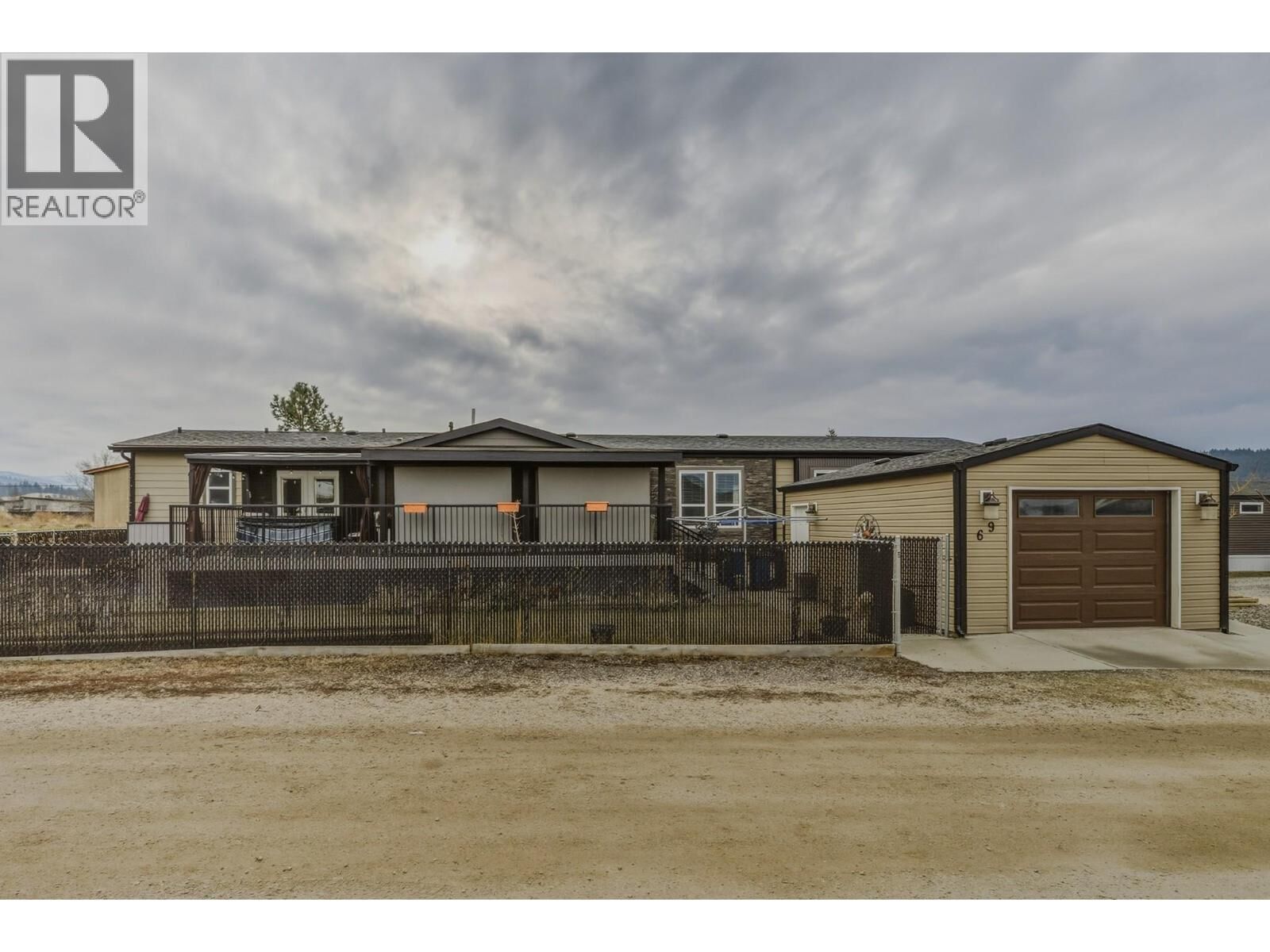 Property Photo:  8945 Hwy 97N Other 69  BC V4V 1E8 