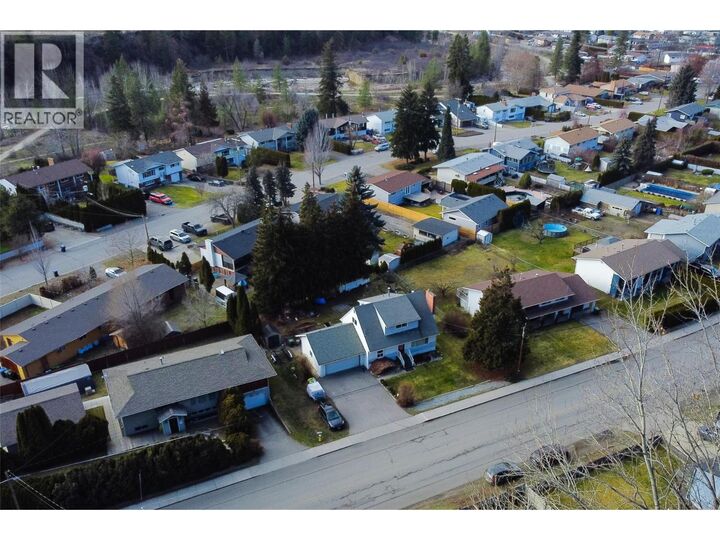 Property Photo:  1710 Hollywood Road South  BC V1X 4P3 