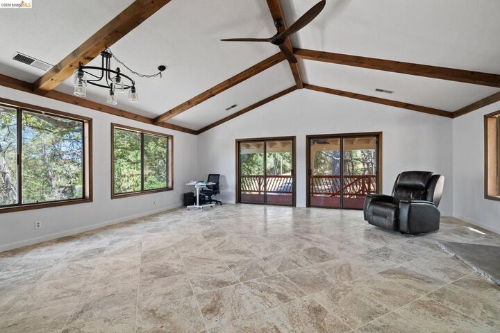 Property Photo: 12629 Cresthavaen CA 95321