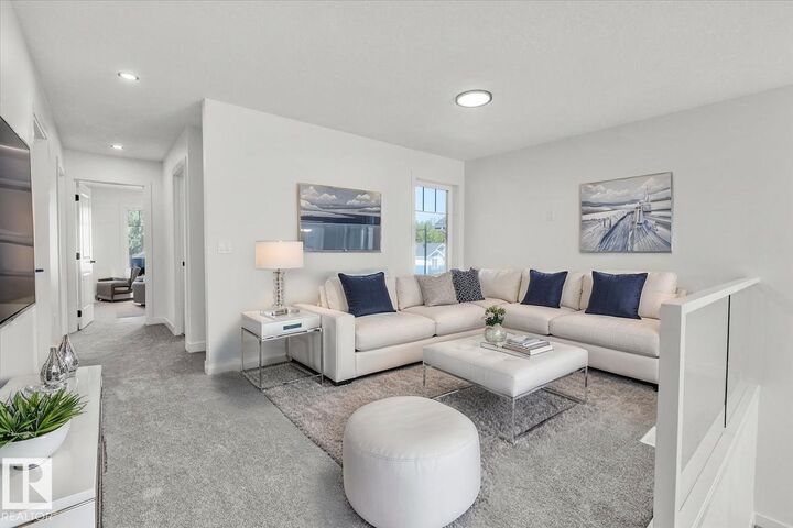 Property Photo:  1154 Gyrfalcon Crescent NW  AB T5S 0S1 