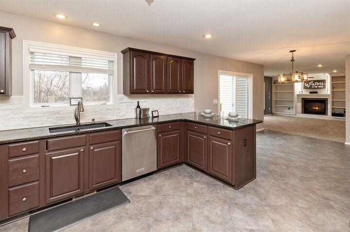 Property Photo:  15715 Tanglewood Drive  IA 50323 