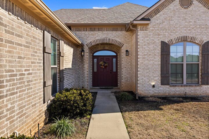 Property Photo:  118 Kallan Rd  TX 75640-4048 