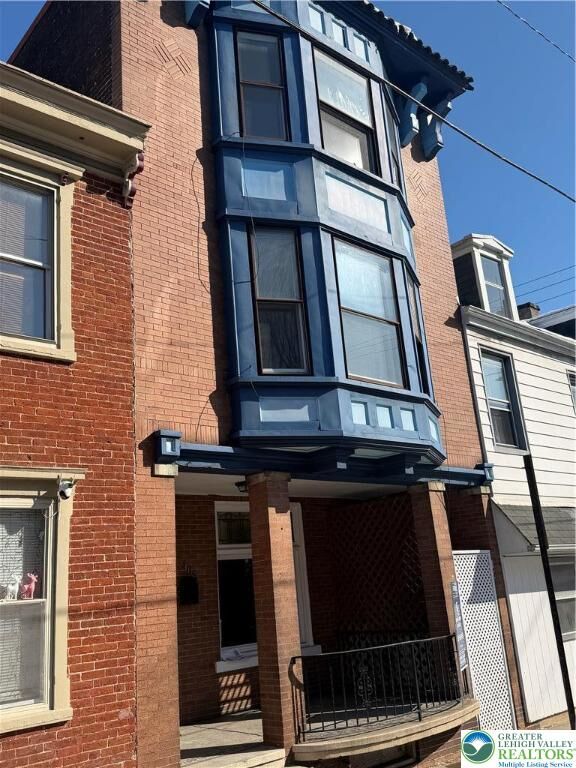Property Photo:  405 N 6th Street  PA 18102 
