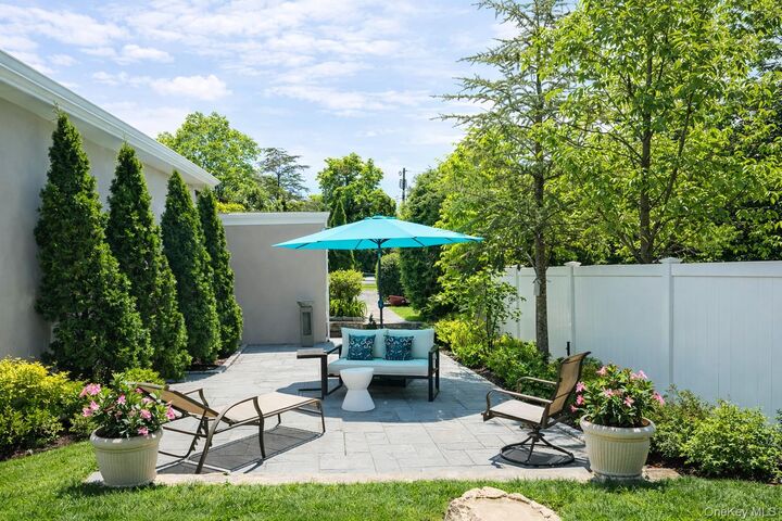 Property Photo:  4 Dupont Avenue  NY 10605 