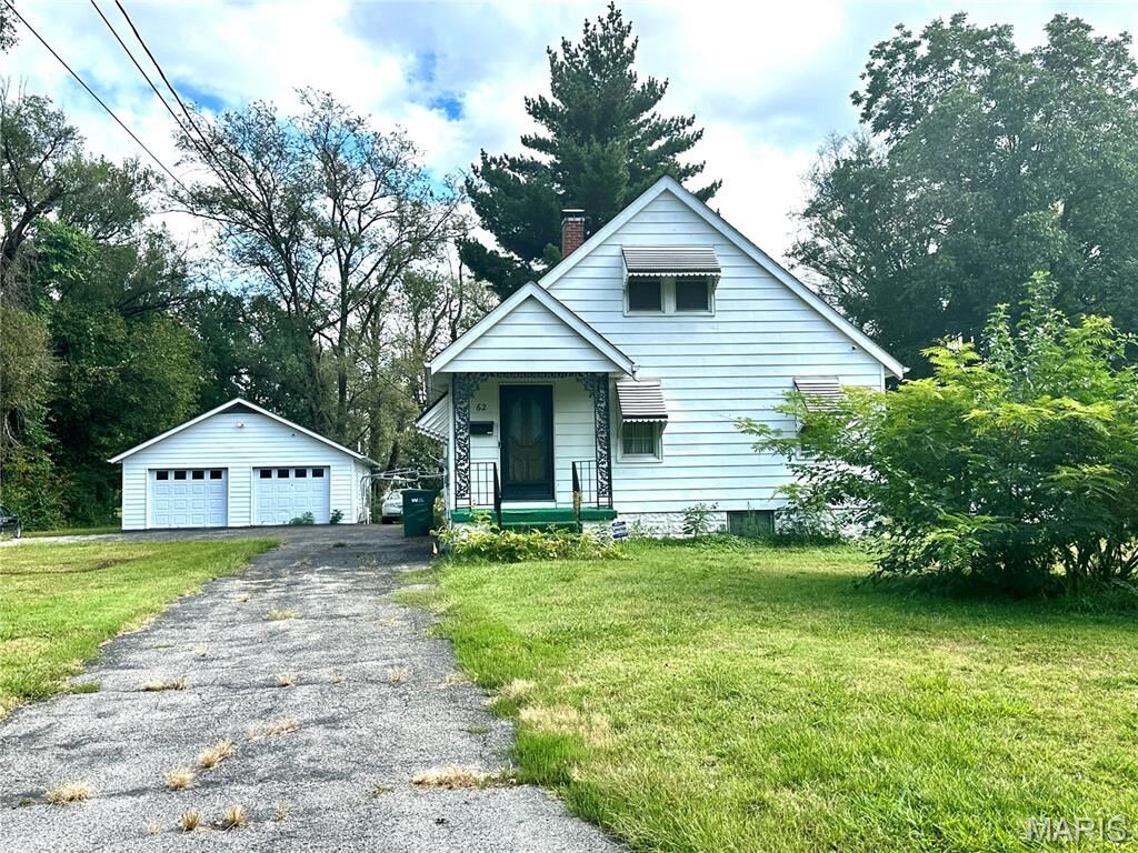 Property Photo:  62 Jarvis Place  IL 62207 