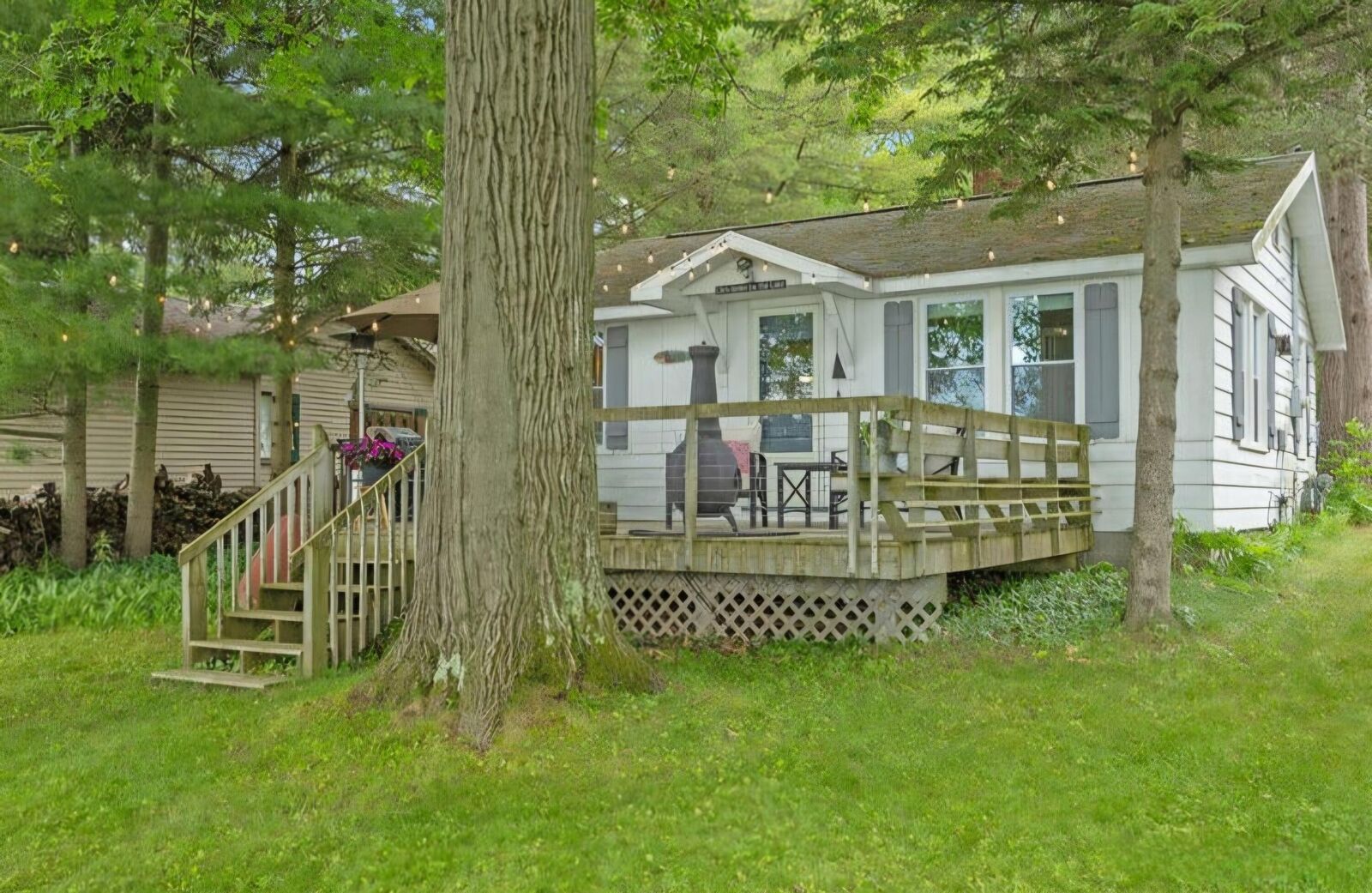 Property Photo: 1132 S Woodland Drive MI 49349