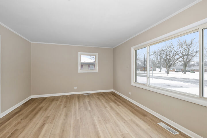 Property Photo:  165 Nashua Street  IL 60466 