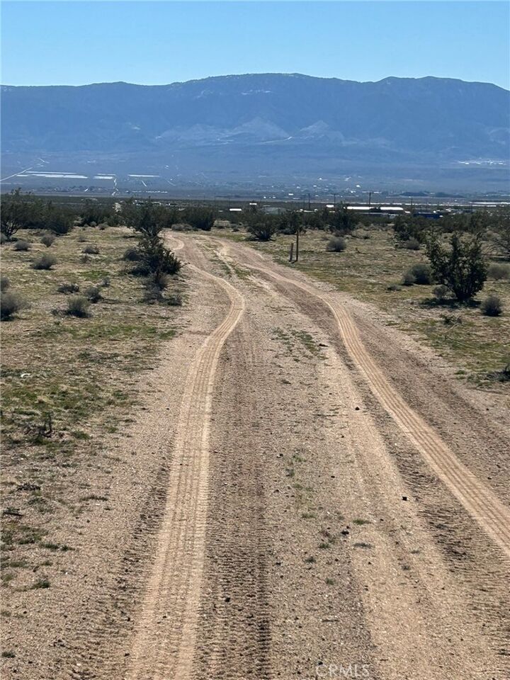 Property Photo:  0 Jashua Apn-0453-301-07-0000 Avenue  CA 92356 