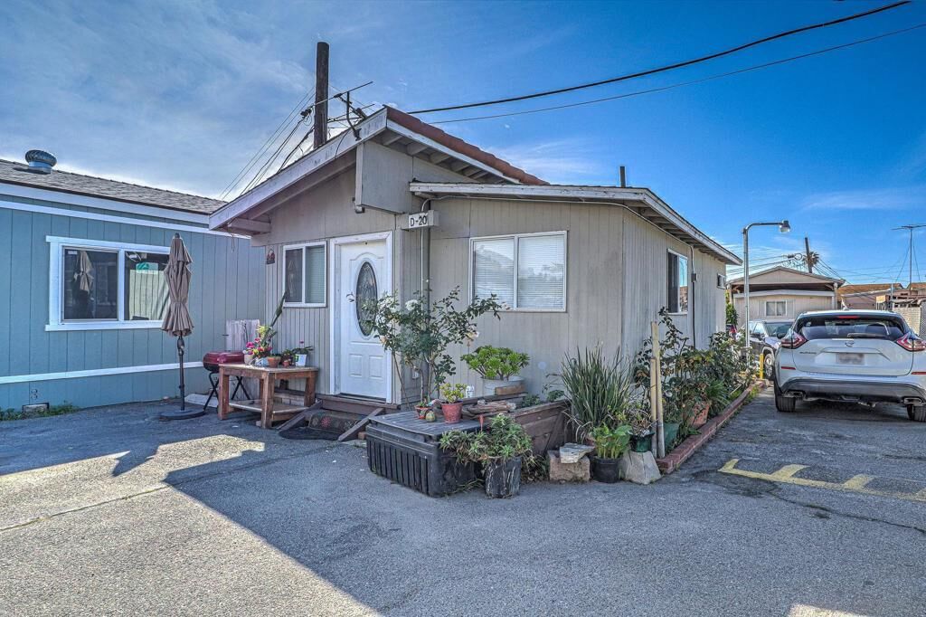 Property Photo: 999 E Division St D20 CA 91950