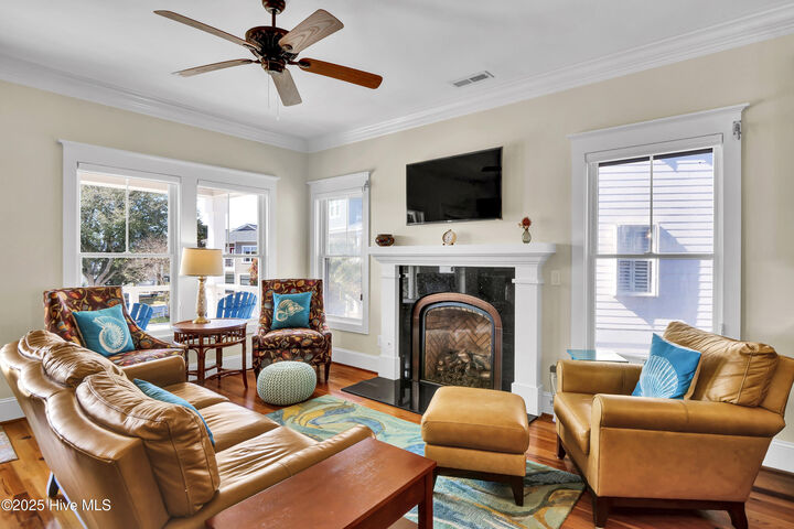 Property Photo: 114 Leeward Court NC 28449